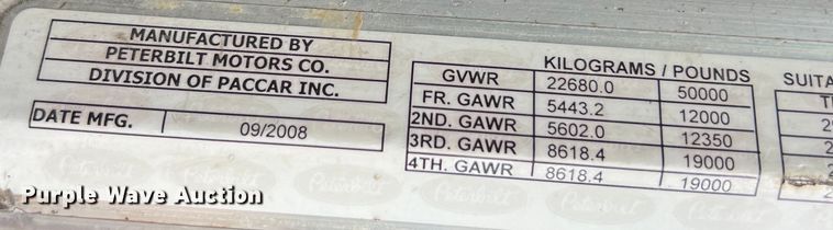 image for item DS3012 2009 Peterbilt  386 semi truck