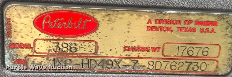image for item DS3013 2008 Peterbilt  386 semi truck