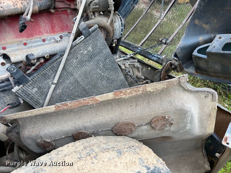 image for item DS3018 2012 Peterbilt  386 semi truck