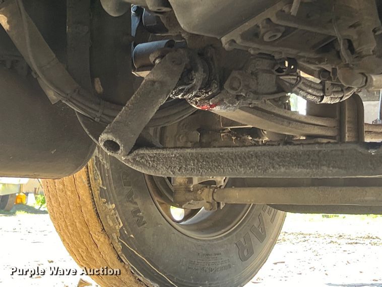 image for item DS3025 2008 Kenworth T800 semi truck