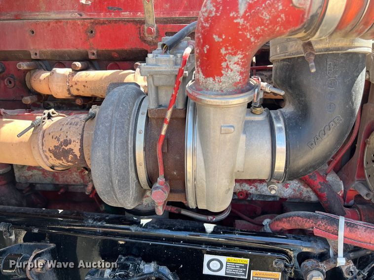 image for item DS3025 2008 Kenworth T800 semi truck