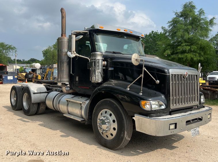 image for item DS3043 2013 International PayStar 5900i semi truck