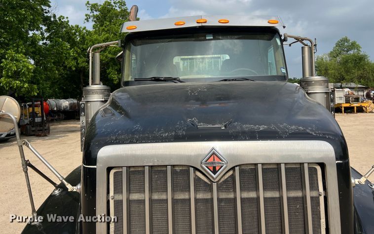 image for item DS3043 2013 International PayStar 5900i semi truck