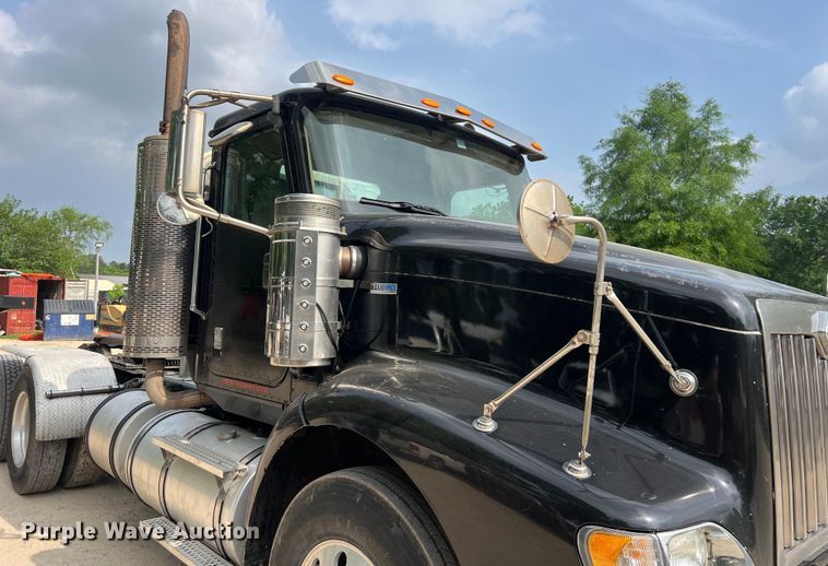 image for item DS3043 2013 International PayStar 5900i semi truck