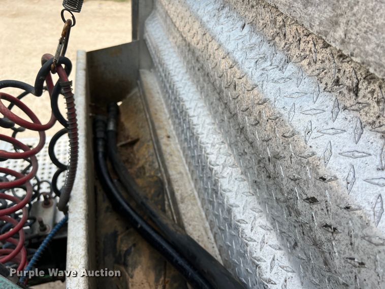 image for item DS3043 2013 International PayStar 5900i semi truck