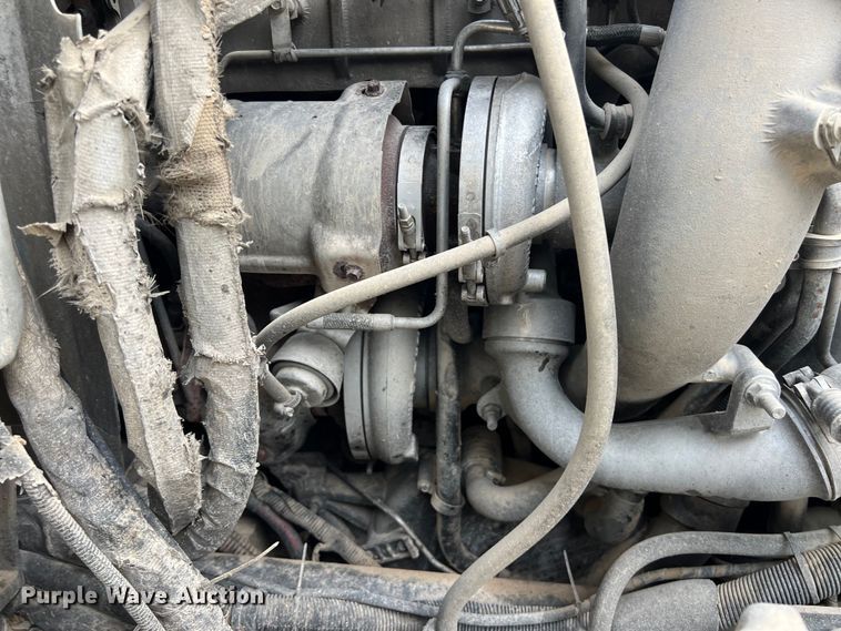 image for item DS3043 2013 International PayStar 5900i semi truck