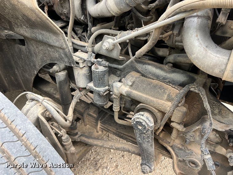 image for item DS3043 2013 International PayStar 5900i semi truck