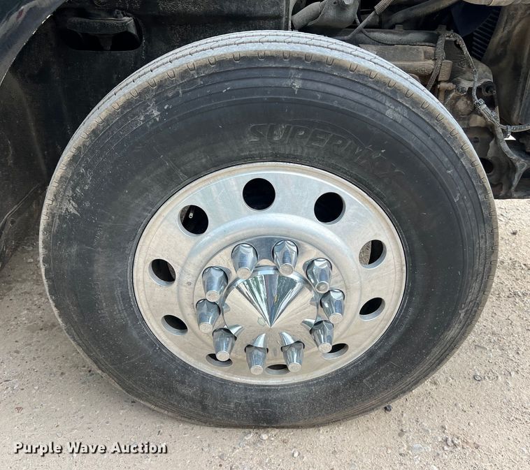 image for item DS3043 2013 International PayStar 5900i semi truck