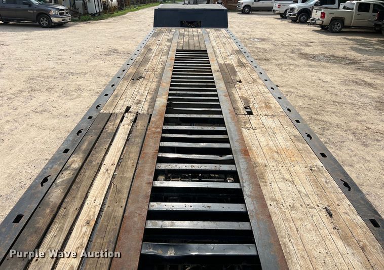 image for item DS3044 1997 Landoll 317A-48 drop deck trailer