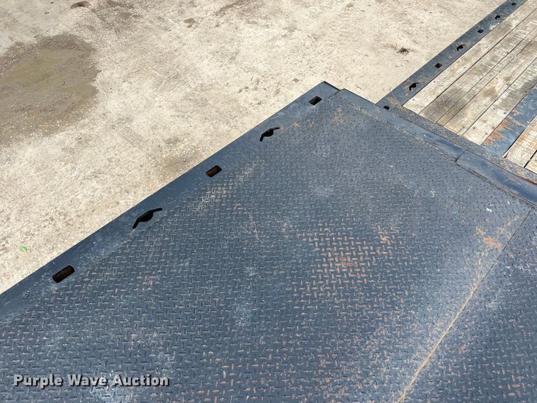 image for item DS3044 1997 Landoll 317A-48 drop deck trailer