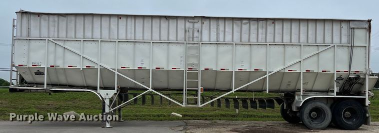 image for item DS3055 2010 Trinity Eagle Bridge live bottom trailer