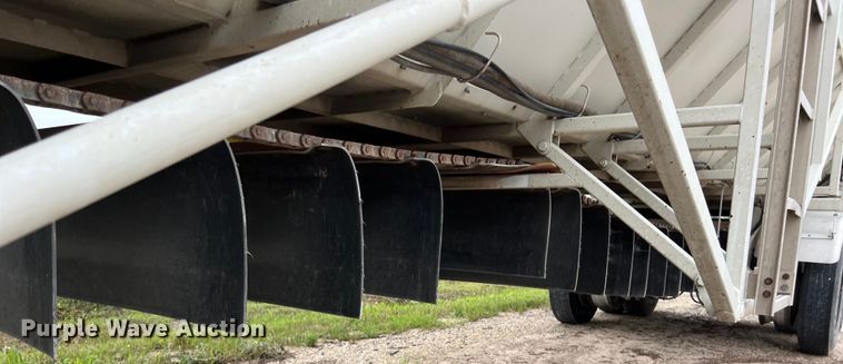 image for item DS3055 2010 Trinity Eagle Bridge live bottom trailer