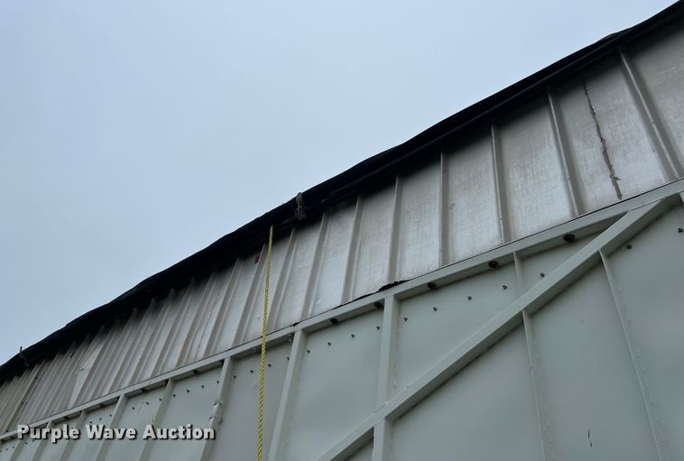 image for item DS3055 2010 Trinity Eagle Bridge live bottom trailer