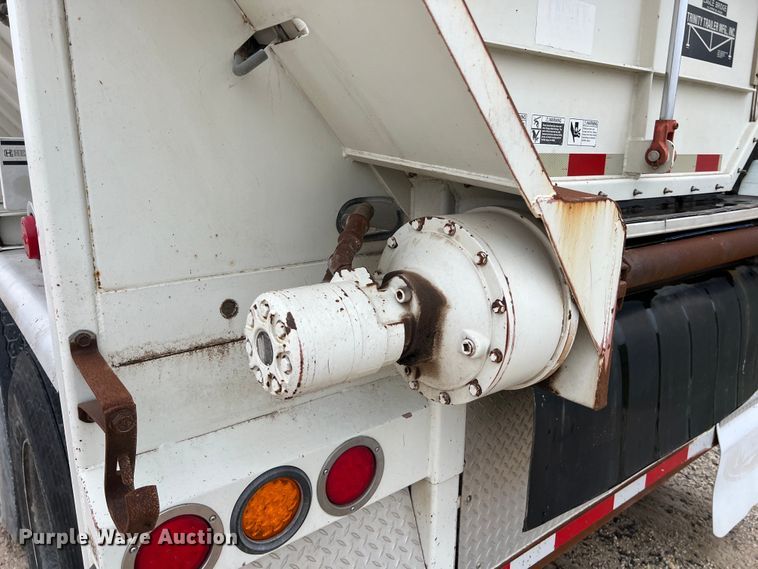 image for item DS3055 2010 Trinity Eagle Bridge live bottom trailer