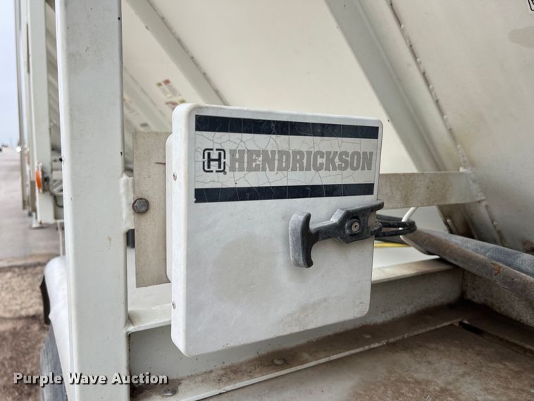 image for item DS3055 2010 Trinity Eagle Bridge live bottom trailer