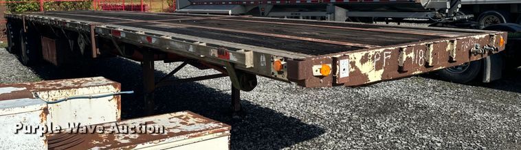 image for item DX0459 1994 Fontaine flatbed trailer