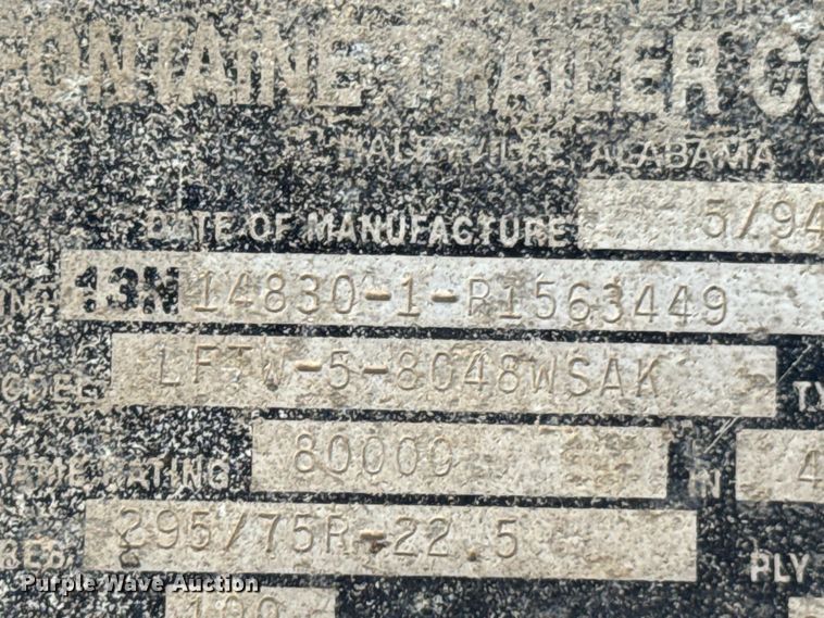 image for item DX0460 1994 Fontaine flatbed trailer