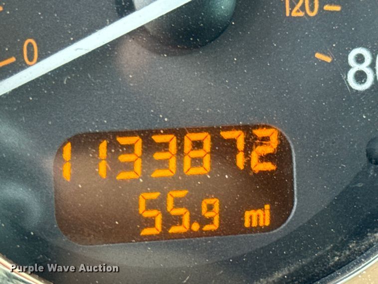 image for item DX0466 2010 Peterbilt 386 semi truck