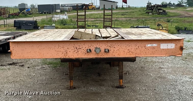 image for item DX0532 2007 Kaufman drop deck equipment trailer
