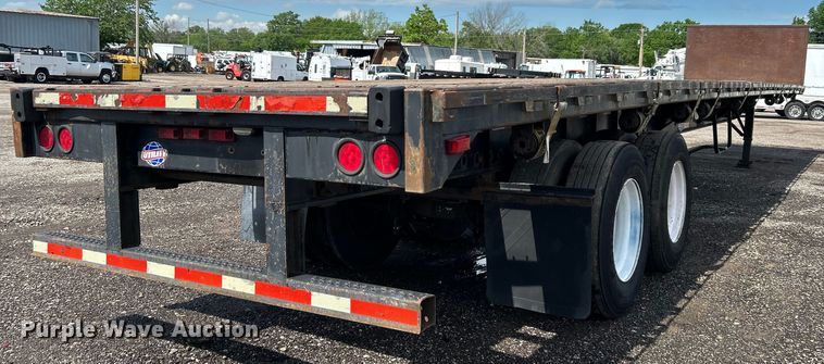 image for item EG1519 1997 Utility Trailer Mfg. Inc FS20HE flatbed trailer