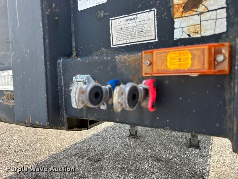 image for item EG1519 1997 Utility Trailer Mfg. Inc FS20HE flatbed trailer