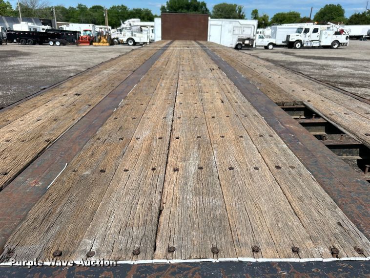 image for item EG1519 1997 Utility Trailer Mfg. Inc FS20HE flatbed trailer