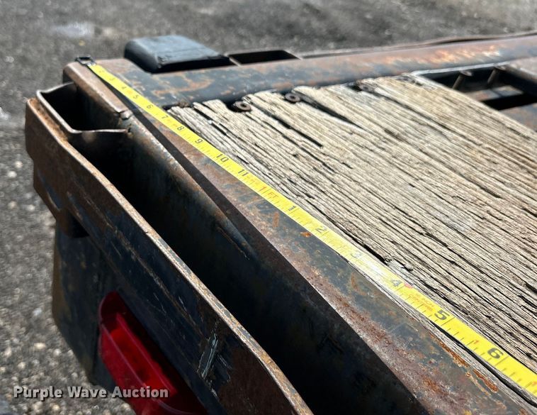 image for item EG1519 1997 Utility Trailer Mfg. Inc FS20HE flatbed trailer