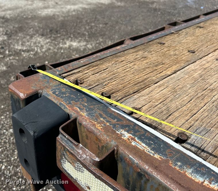 image for item EG1519 1997 Utility Trailer Mfg. Inc FS20HE flatbed trailer