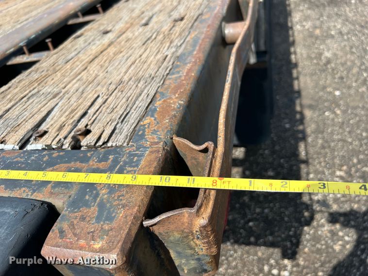 image for item EG1519 1997 Utility Trailer Mfg. Inc FS20HE flatbed trailer