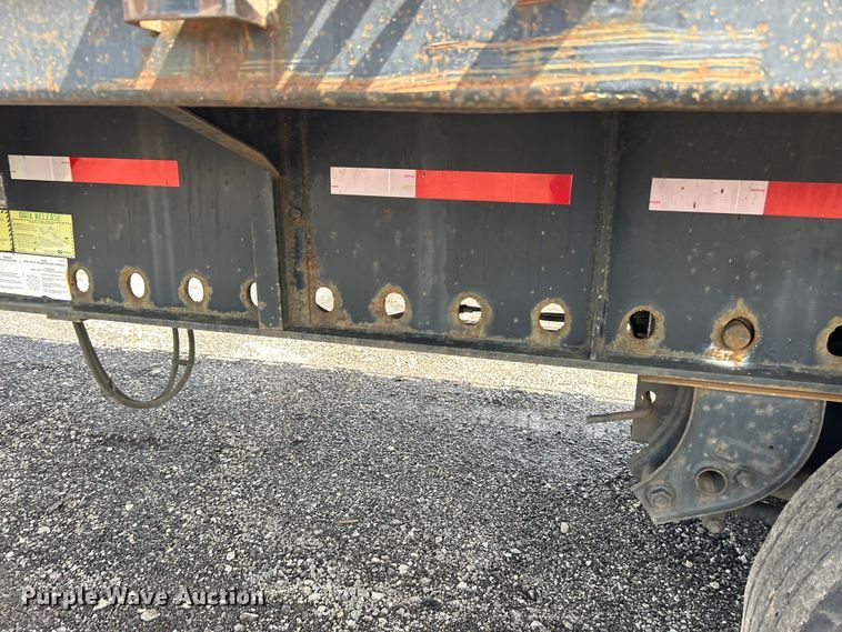 image for item EG1519 1997 Utility Trailer Mfg. Inc FS20HE flatbed trailer