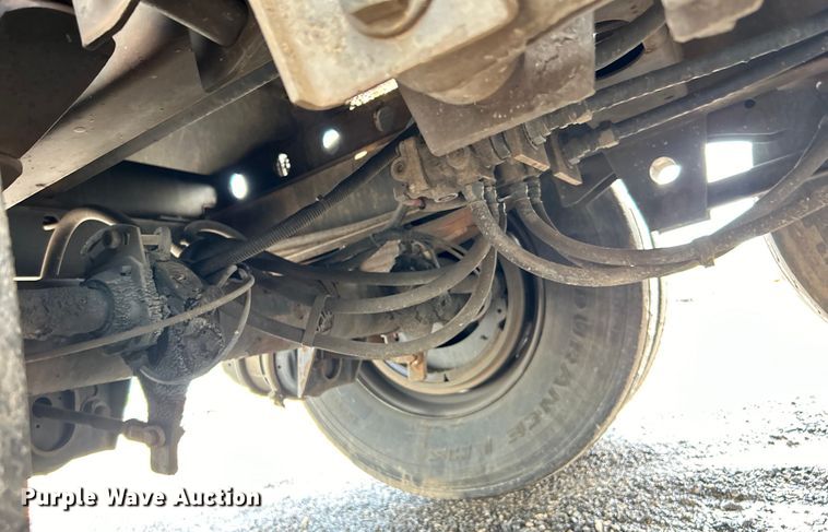 image for item EG1519 1997 Utility Trailer Mfg. Inc FS20HE flatbed trailer