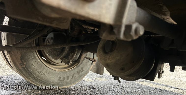 image for item EG1519 1997 Utility Trailer Mfg. Inc FS20HE flatbed trailer