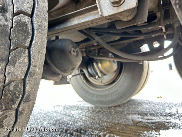 image for item EG1519 1997 Utility Trailer Mfg. Inc FS20HE flatbed trailer