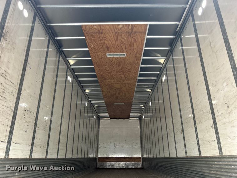 image for item EG1521 2013 Wabash National dry van trailer