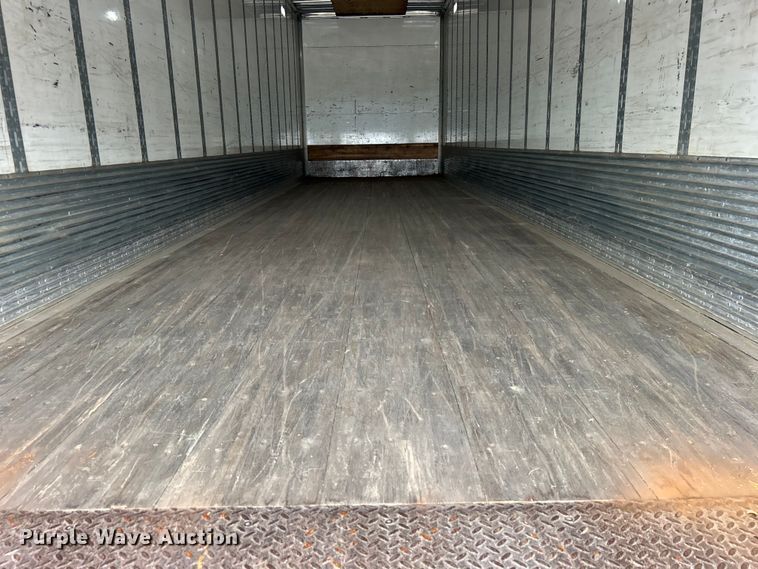image for item EG1521 2013 Wabash National dry van trailer