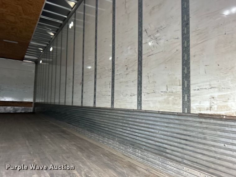 image for item EG1521 2013 Wabash National dry van trailer