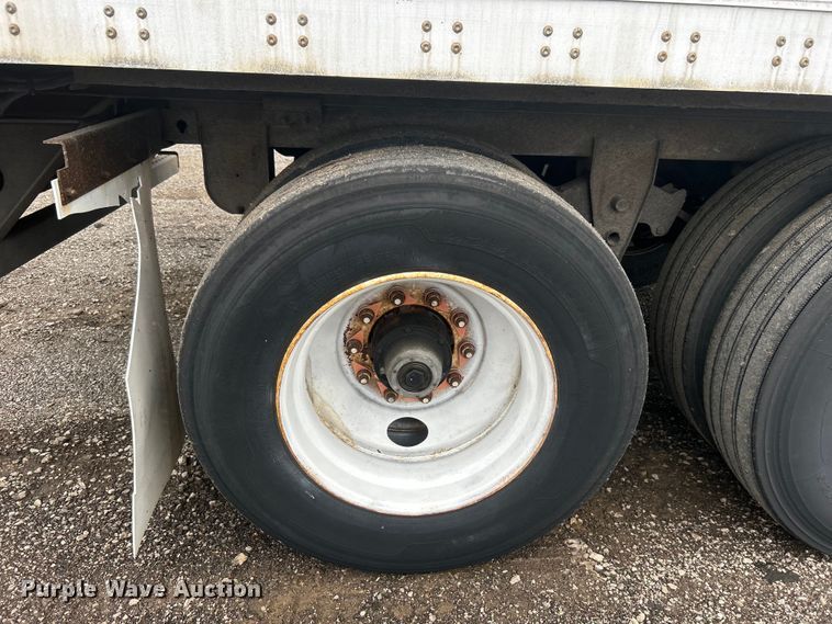 image for item EG1521 2013 Wabash National dry van trailer