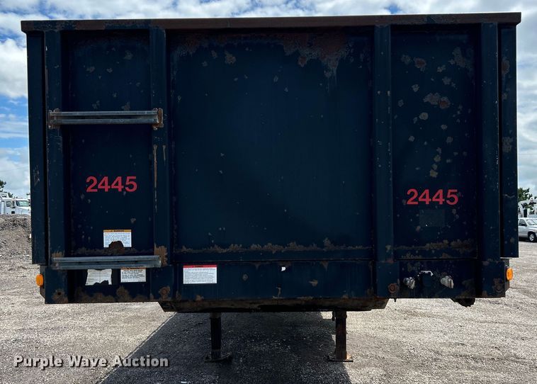 image for item EG1523 2004 Great Dane flatbed trailer