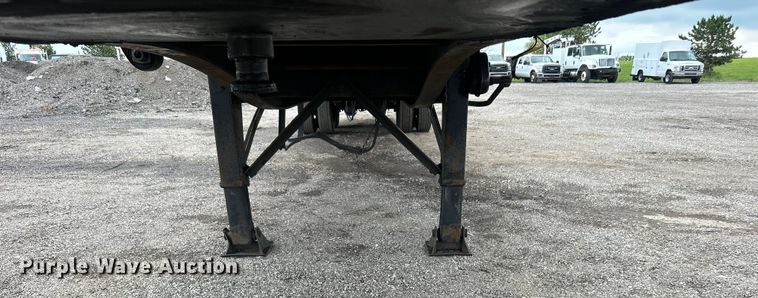 image for item EG1540 1997 Utility Trailer FS20HE flatbed trailer