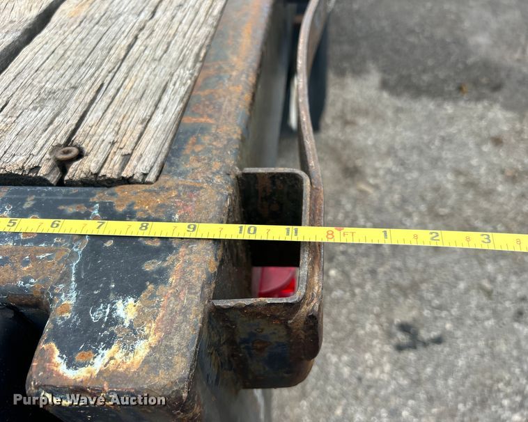 image for item EG1540 1997 Utility Trailer FS20HE flatbed trailer