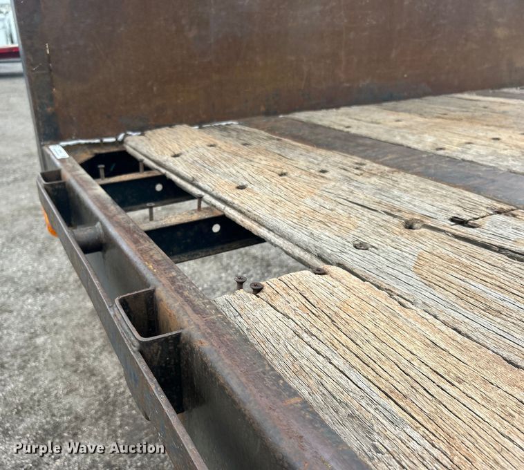 image for item EG1540 1997 Utility Trailer FS20HE flatbed trailer