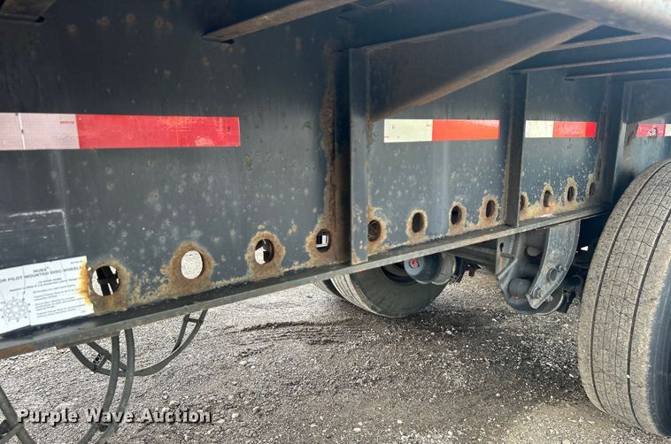 image for item EG1540 1997 Utility Trailer FS20HE flatbed trailer