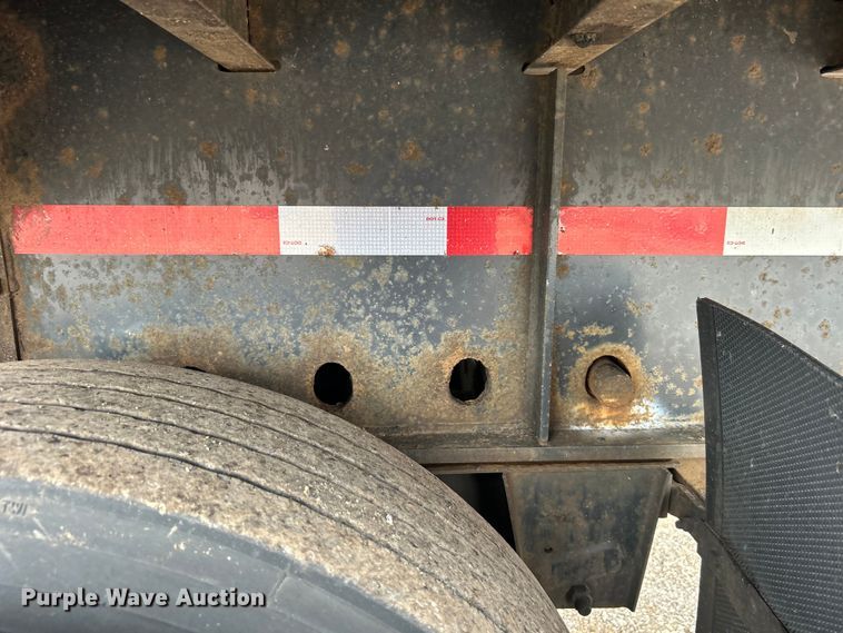 image for item EG1540 1997 Utility Trailer FS20HE flatbed trailer