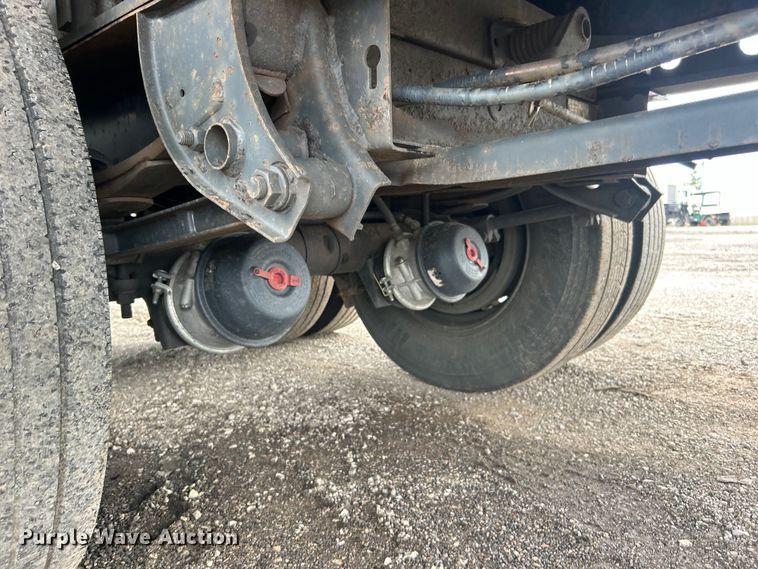 image for item EG1540 1997 Utility Trailer FS20HE flatbed trailer