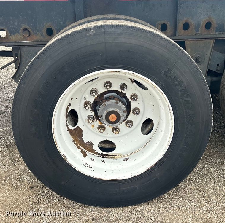 image for item EG1540 1997 Utility Trailer FS20HE flatbed trailer