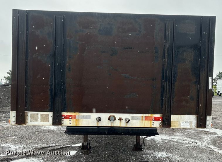 image for item EG1579 1998 Transcraft flatbed trailer