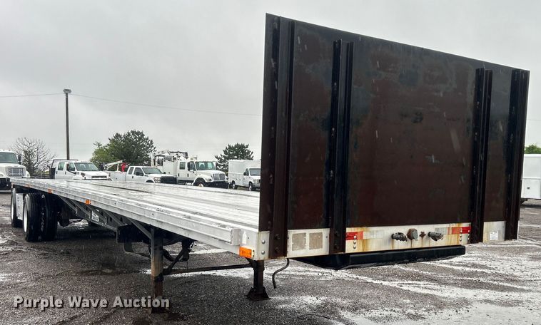 image for item EG1579 1998 Transcraft flatbed trailer