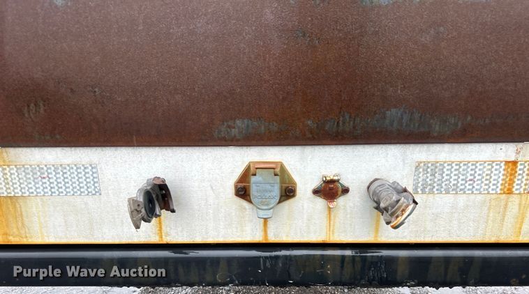 image for item EG1579 1998 Transcraft flatbed trailer