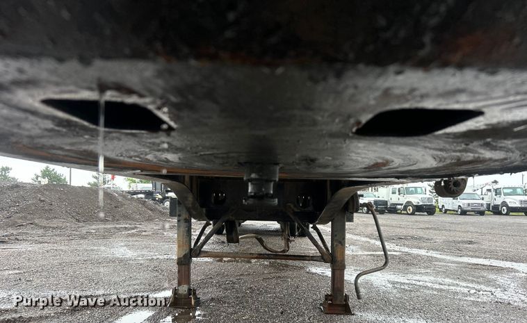 image for item EG1579 1998 Transcraft flatbed trailer