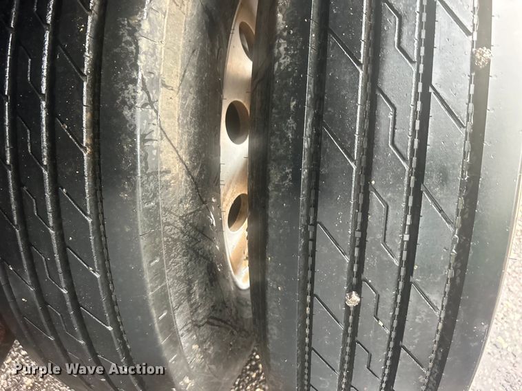 image for item EG1579 1998 Transcraft flatbed trailer